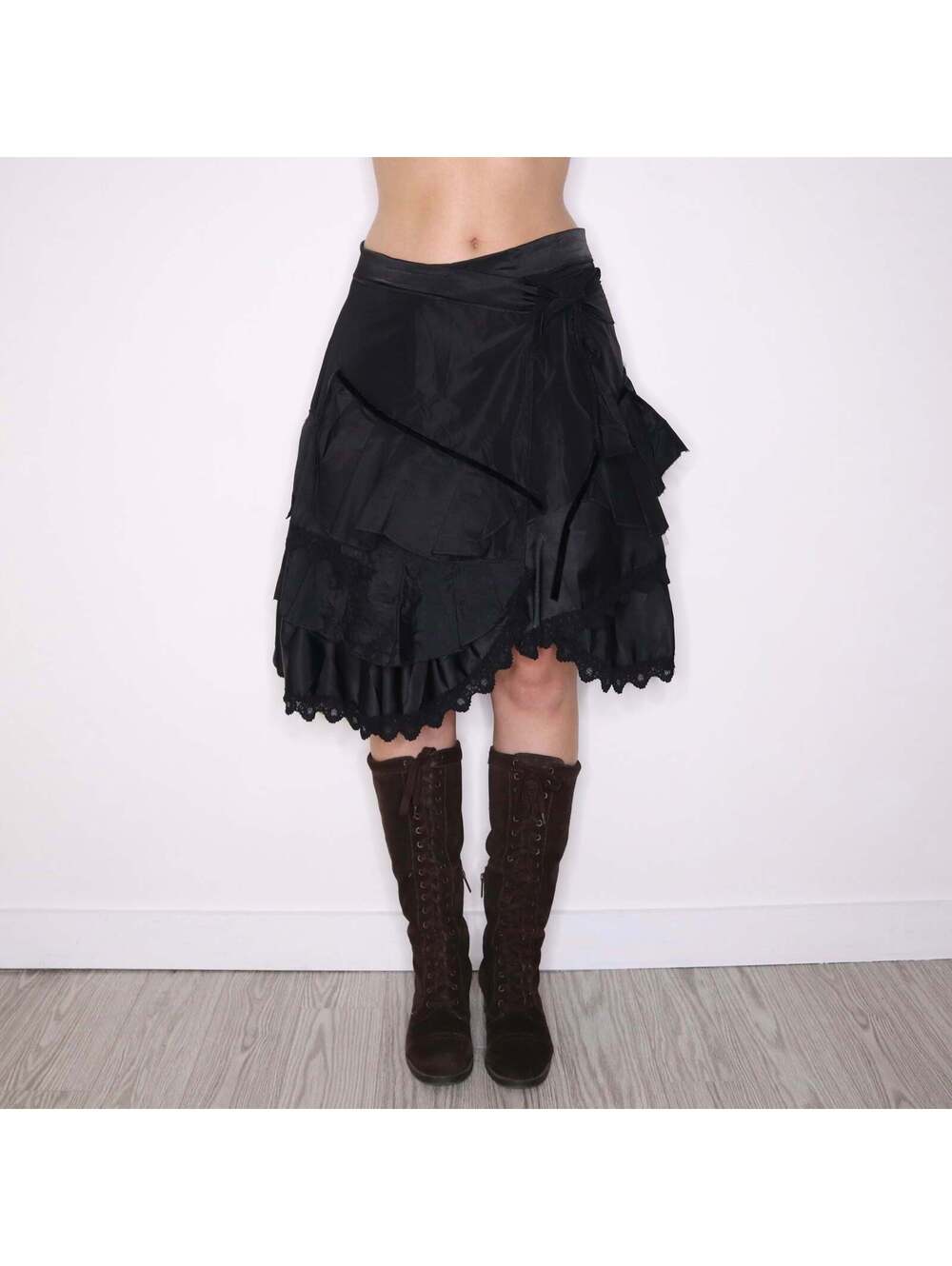 90s Italian Black Layered Wrap Skirt (M)